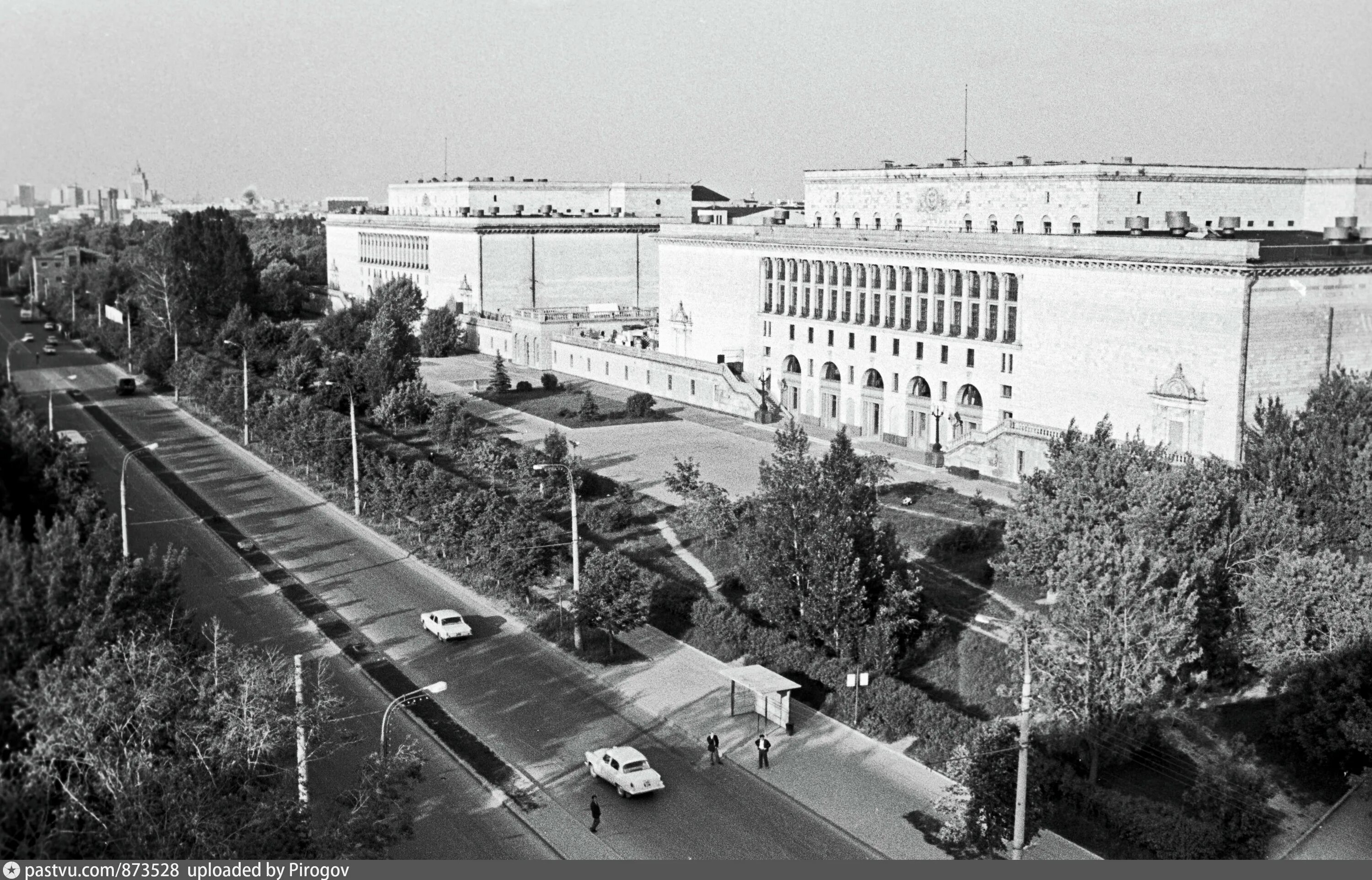 Мосфильм здание. Студия Мосфильм в 1970. Киностудия Мосфильм здание. Здание киностудии Мосфильм 1960.