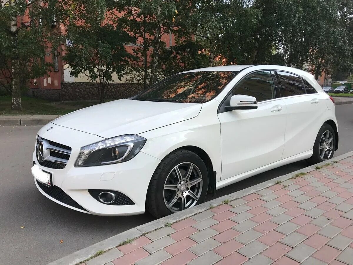 Мерседес с180 2013г. Мерседес а180 белый 2017. Mercedes 180 2013. Мерседес с180 2013. Mercedes 180 2013.