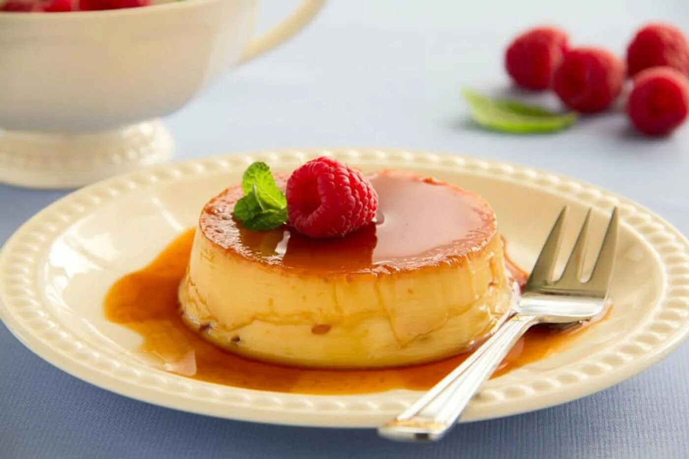 Кремовые десерты. Пудинг кастард. Крем-карамель Флан. Крем карамель Creme Caramel. Крем-брюле французские Десерты.