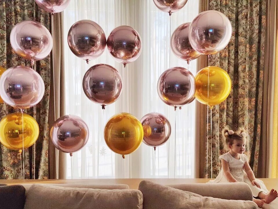 Гелевые шары дома. Украшение комнаты шарами. Красивые шары. Большие воздушные шары. Модные воздушные шары.