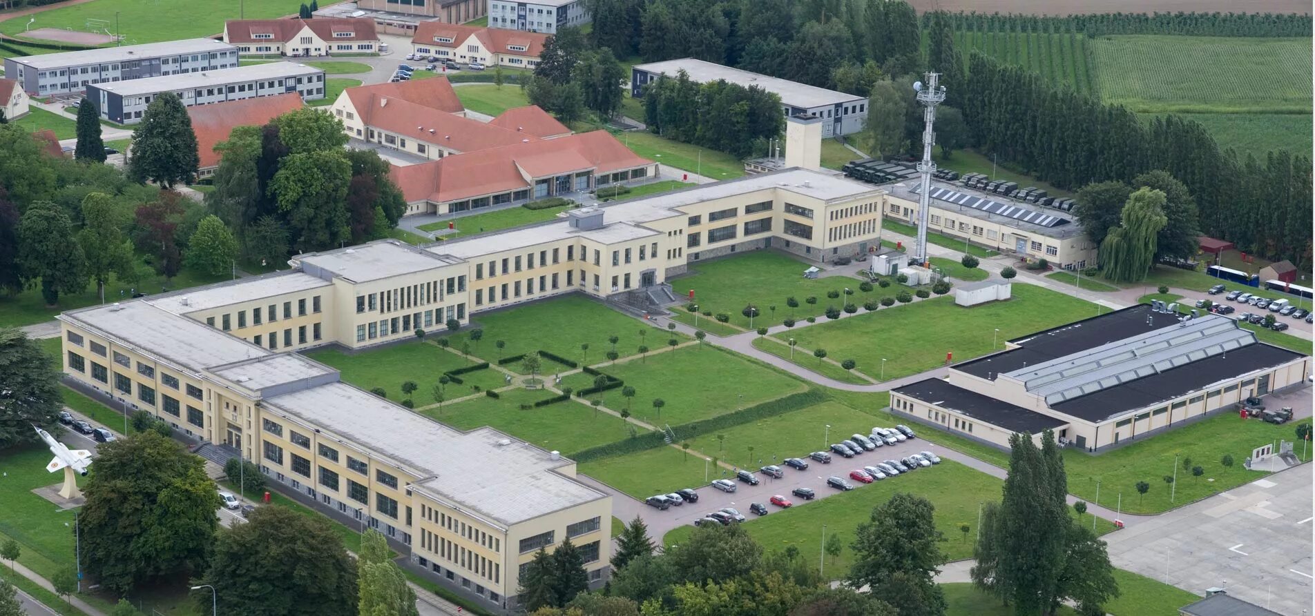 Parfait lingerie модели как зовут. Affiche lingerie homme et femme. Mais il est où le soleil одежда. Вмс польши обзаведутся французскими подлодками scorpene. Школа: école nationale de santé publique de zinder '40, zinder, 1935-2029.