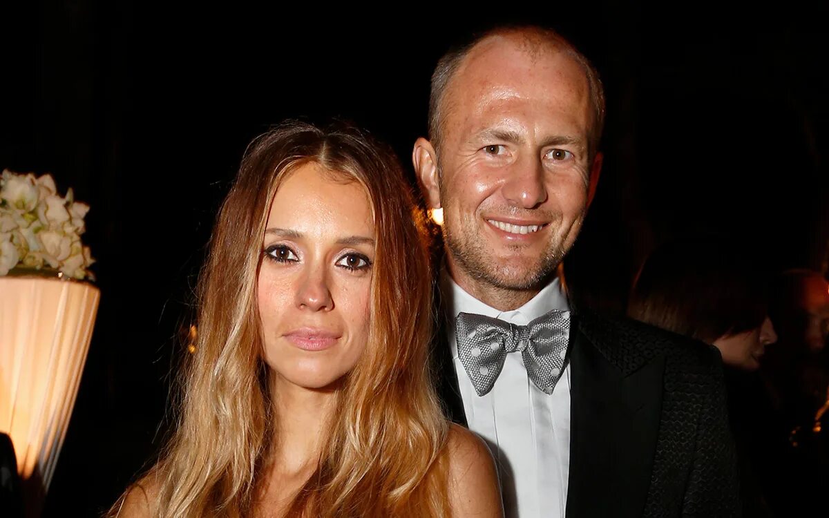 не настоящая жена миллиардера