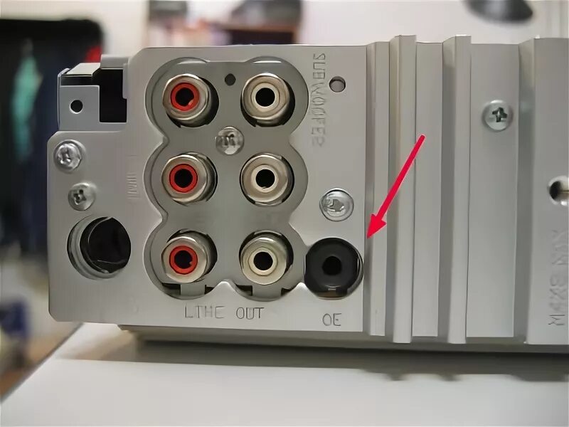 Схема включения усилителя от магнитолы. 1. Схема подключения активного саба. Klipsch ka-1000-thx. Магнитола пионер выходы рса 2 дин.