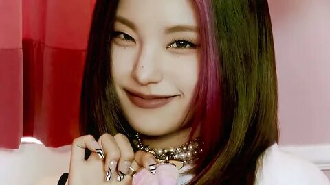 Itzy cheshire