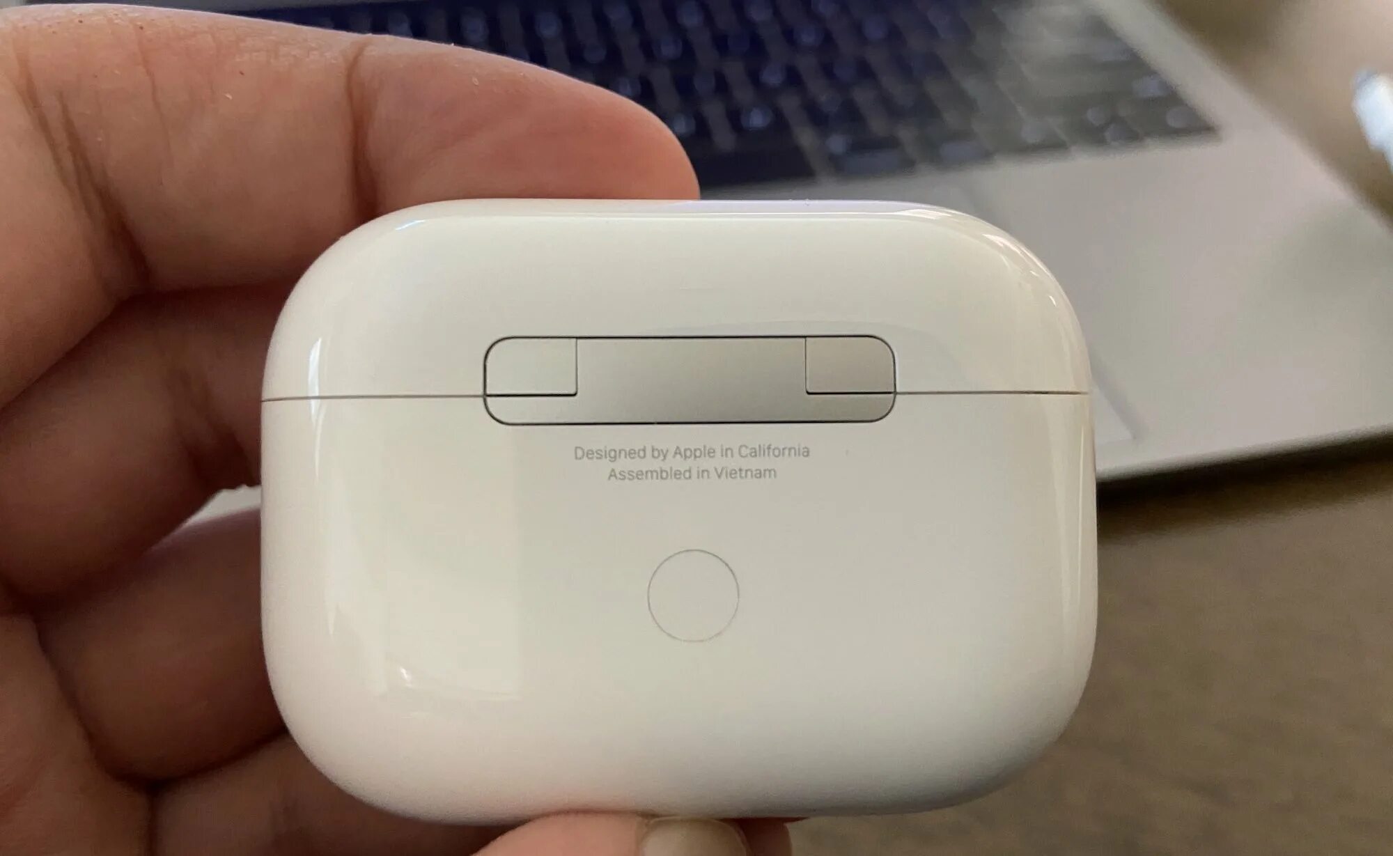 Китайские airpods pro. Наушники AIRPODS Pro Vietnam. Apple AIRPODS Pro 2. Аирподсы 3. AIRPODS Pro assembled in Vietnam.