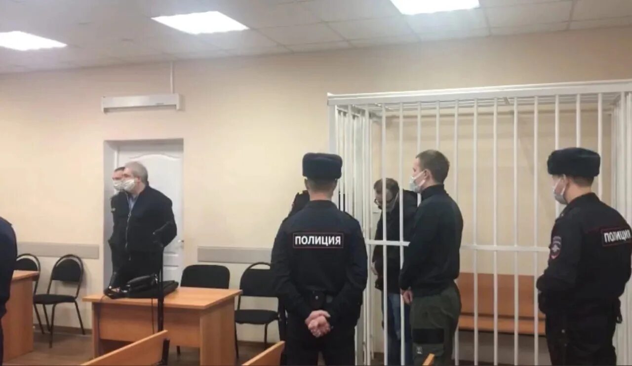 Подсудимый 13