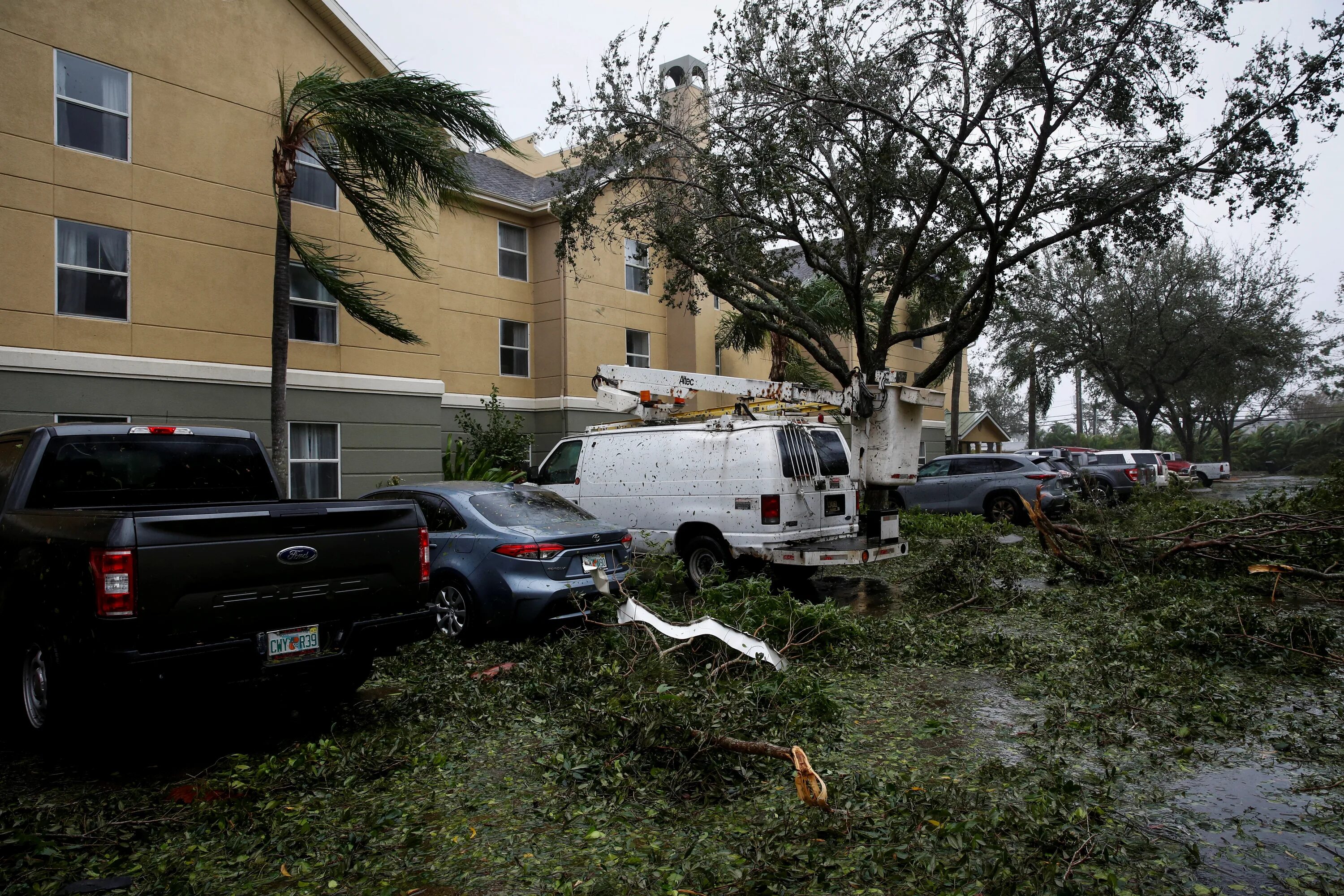 Грозили сегодня. Ураган во Флориде 2022. США Флорида ураган. Ураган во Флориде сейчас.
