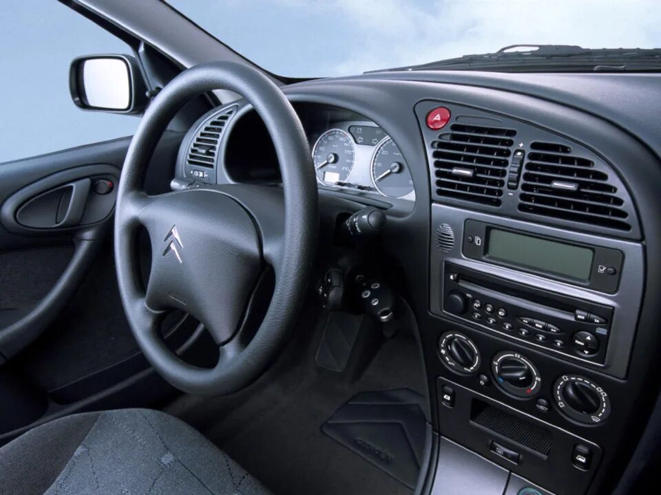 Панель ситроен ксара. Citroen xsara. ситроен ксара 2. ситроен ксара 2003 хэтчбек. citroen xsara vts.
