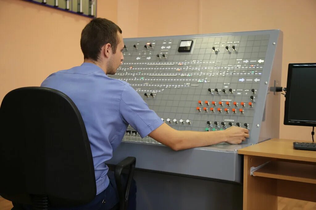 гбпоу колледж московского транспорта. кжгт каланчёвская. гбпоу колледж железнодорожного и городского транспорта москва. московский индустриальный колледж федосьино. колледж московского транспорта кмт.