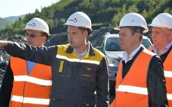 Павлик фабрика зиф магадан. Горно обогатительный комбинат павлик. Рудник павлик магадан. Вакансии золоторудный павлик. Павлик фабрика зиф магадан.