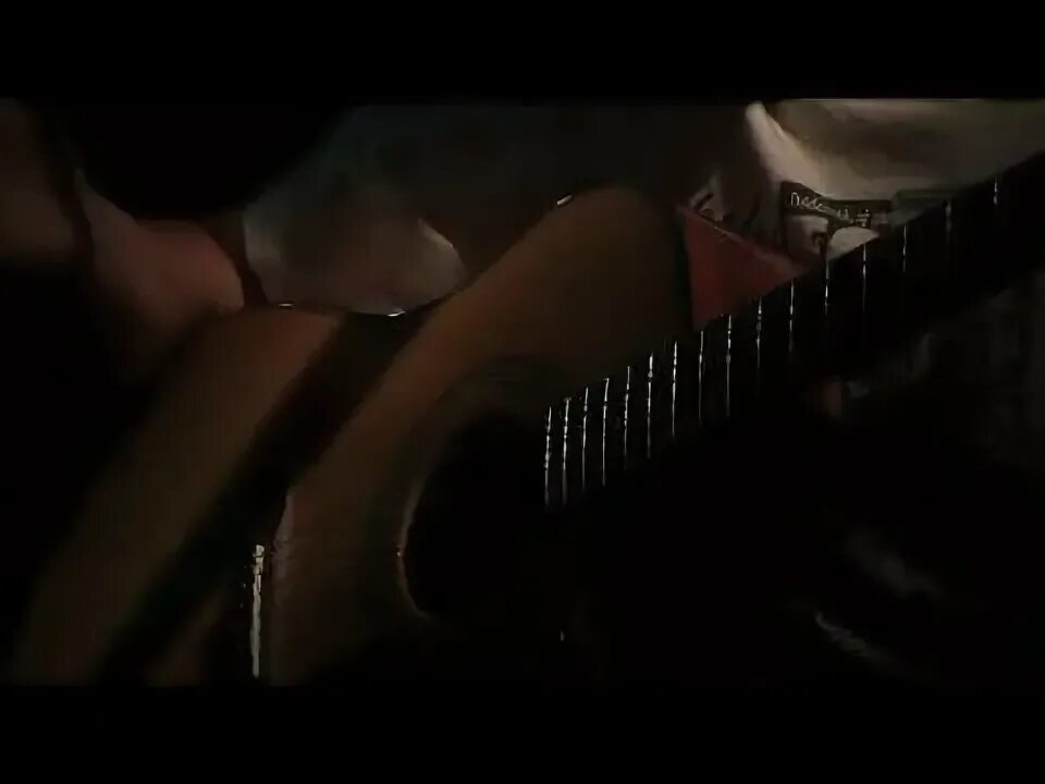 Песня поднимите руки суки. Песня поднимите руки суки
