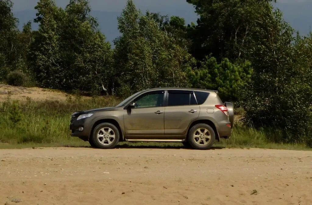 Рав 4 2004. Toyota rav4 2004. Недостаток тойота рав 4. Недостаток тойота рав 4. Тойота рав 4 цвет коричневый.