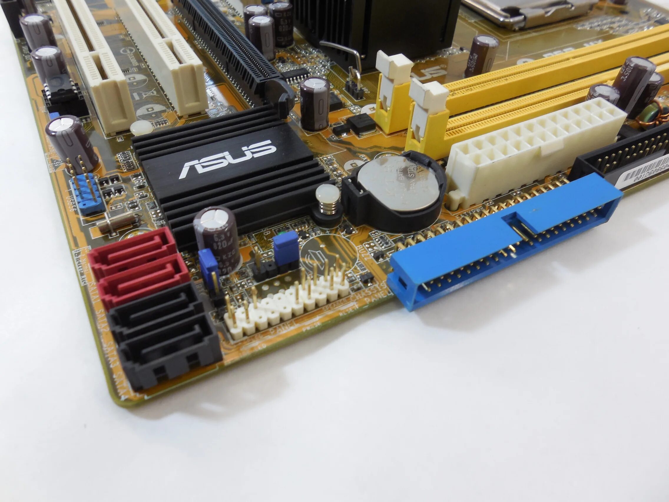 P5b vm. Asus p5b-vm.