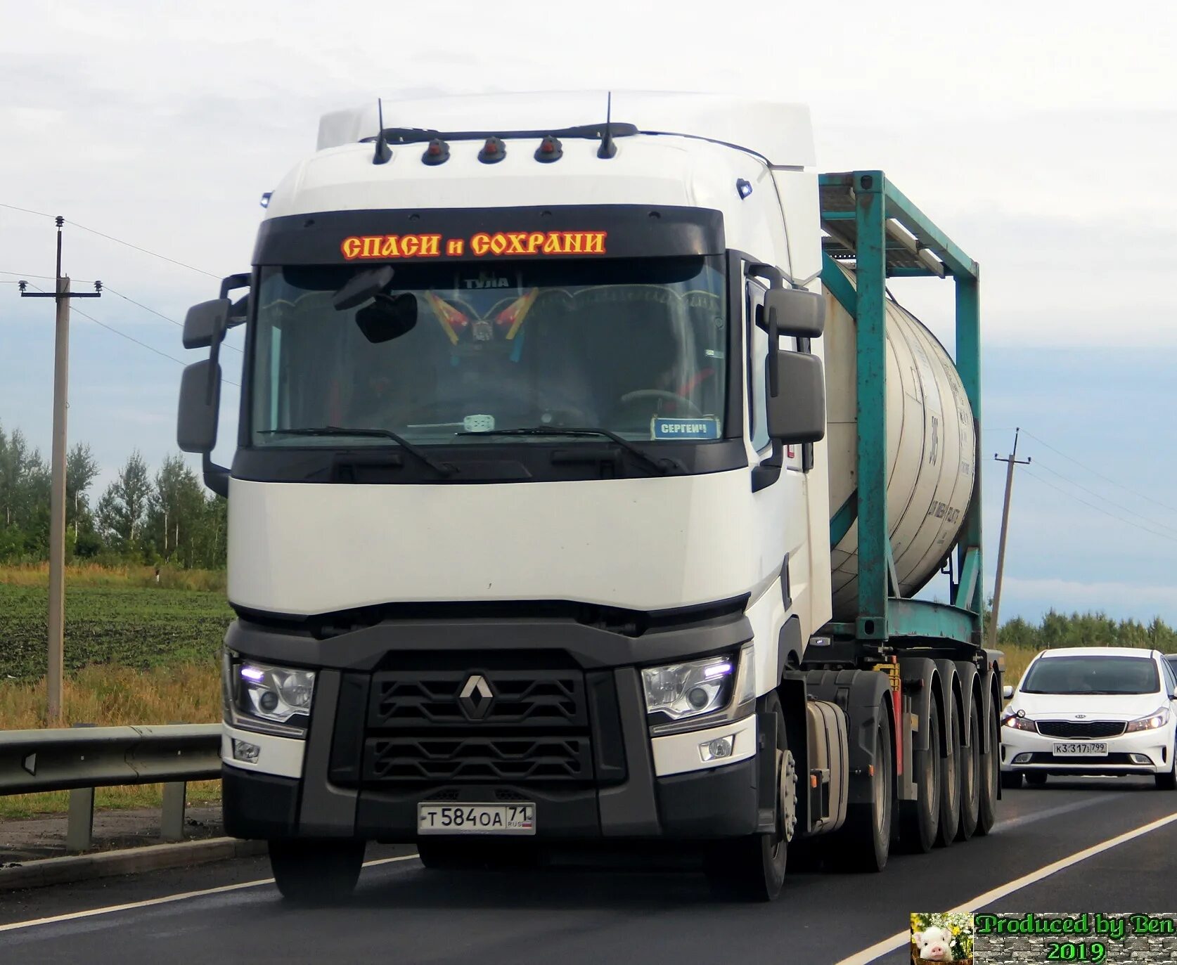 Renault тула. Грузовик Renault 2023. Рено т Россия. Renault грузовой Century 9055. Renault t High Russia.