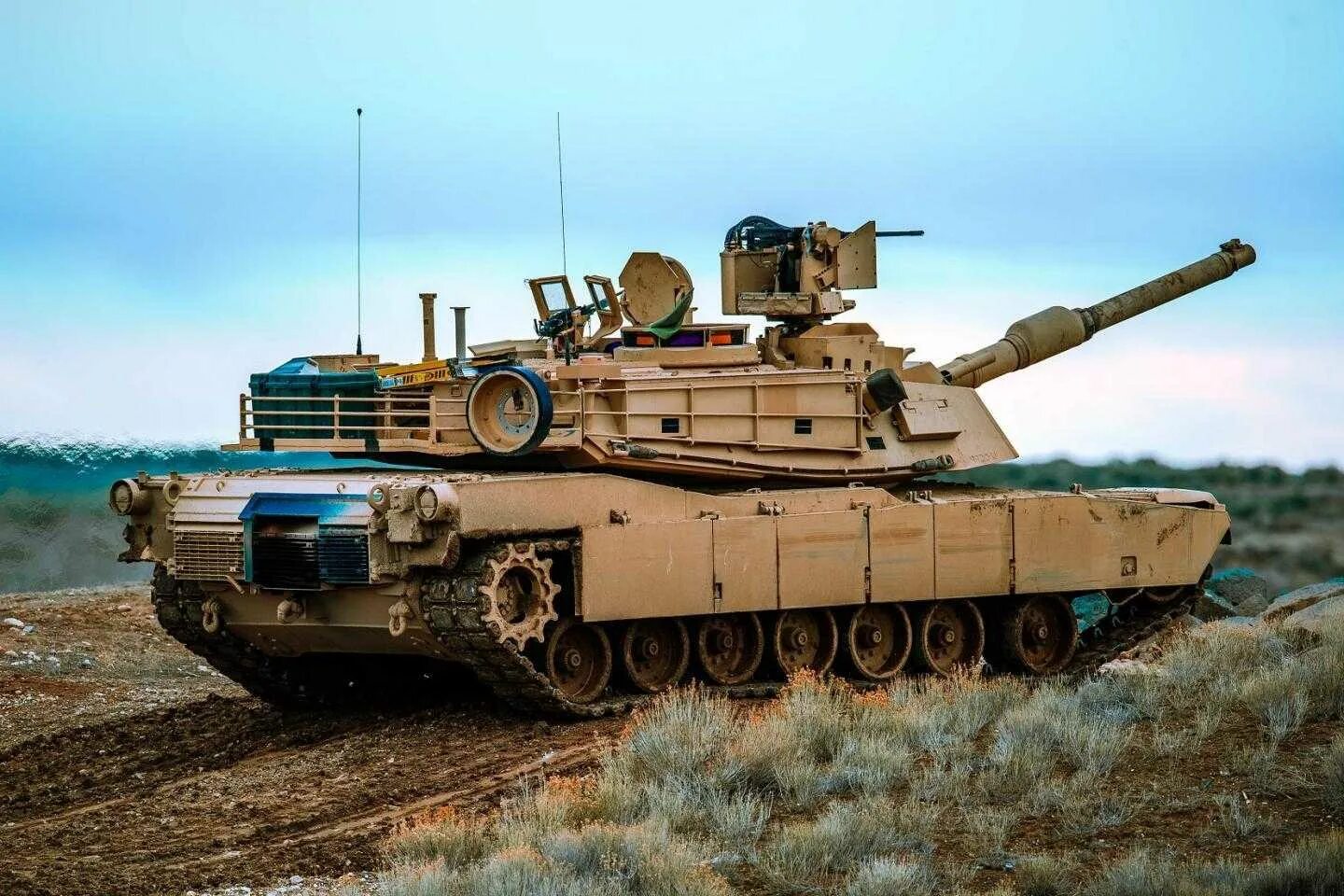 Абрамс м1а2. Танк м1 Абрамс. Танк m1 Abrams. Танк Абрамс m1a2. Танк абрамс 1