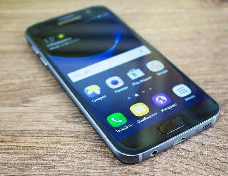 Авито новый самсунг. Смартфон Samsung Galaxy s7. Samsung Galaxy s7 Black. Samsung s7 2017. Samsung Galaxy s7 Edge 32gb.