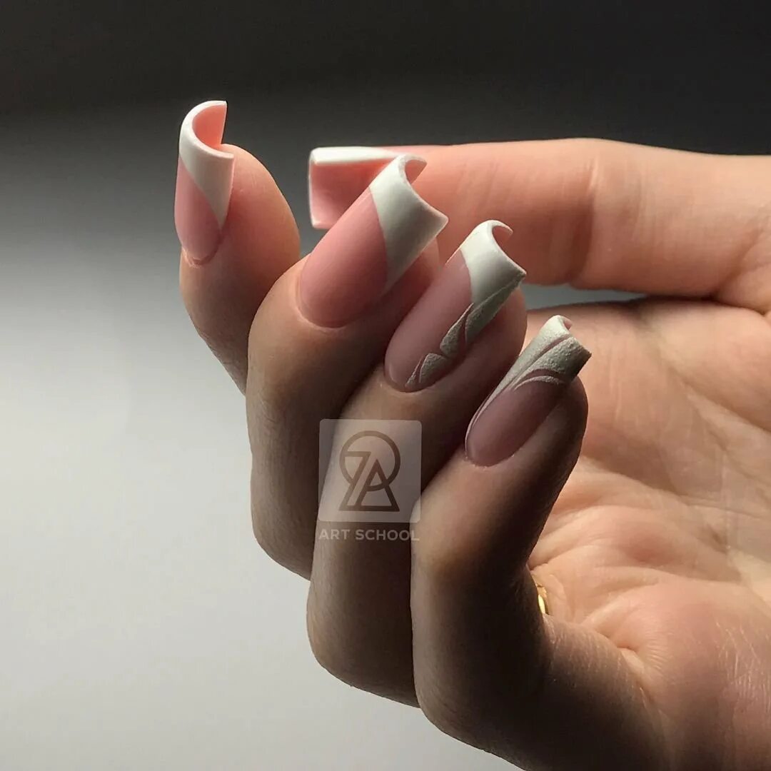 ногти арка. выкладной френч арочный квадрат. ногти арка. арочное моделирование выкладной френч. ногти арка.