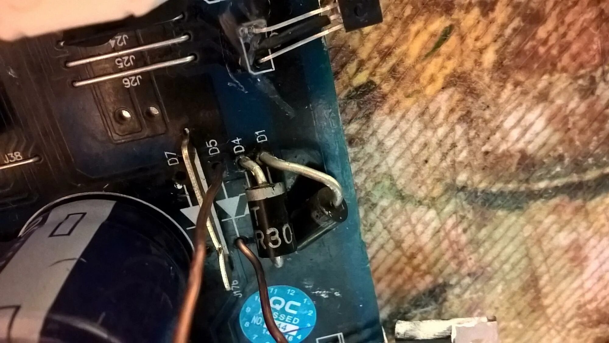 Греется 1060