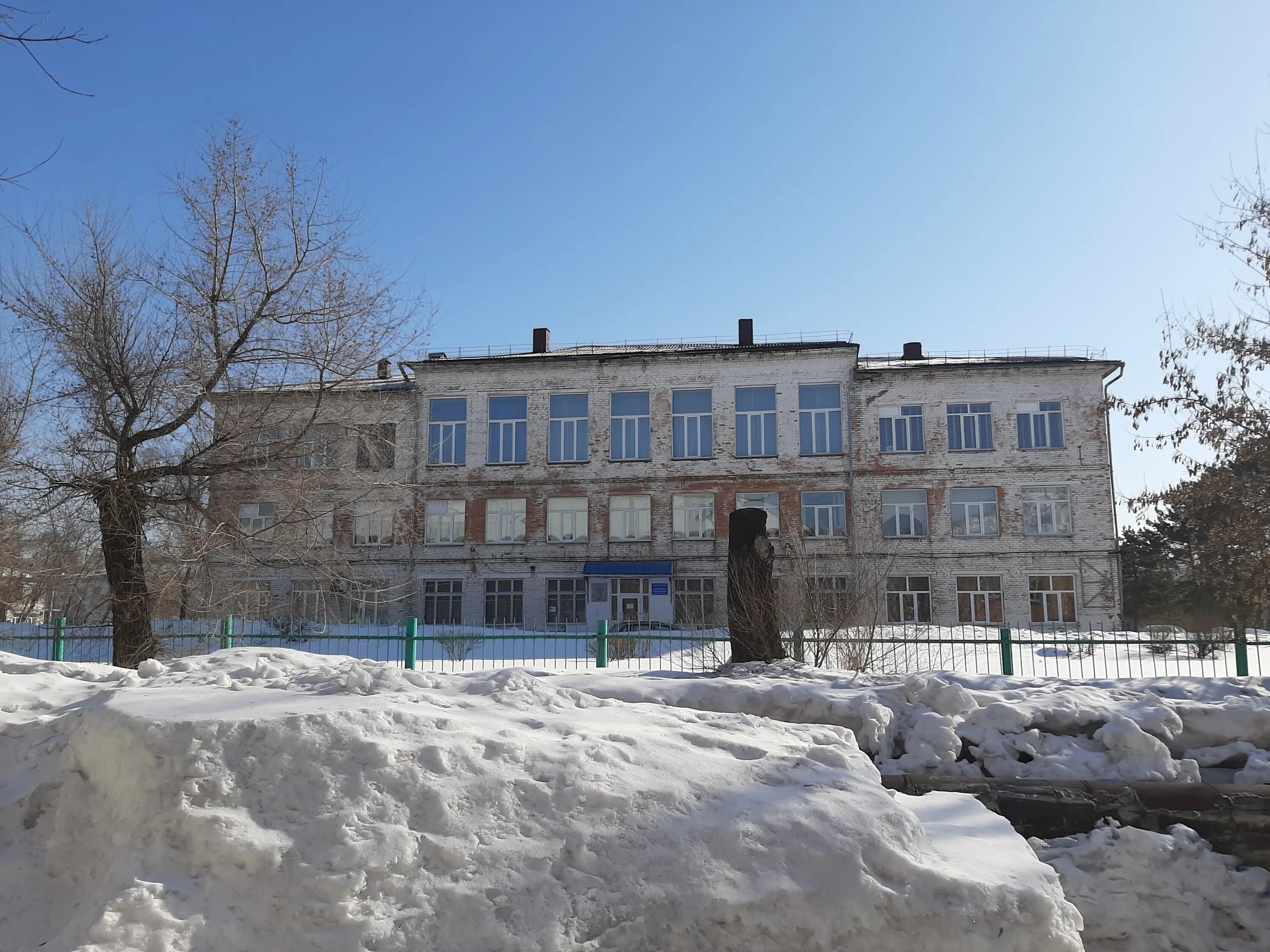 Школа 37 гайва. Улица столетова 37 москва гбоу школа. Школа 21 пермь. Директор школы 37 пермь гайва. Школа 37 2 корпус пермь.