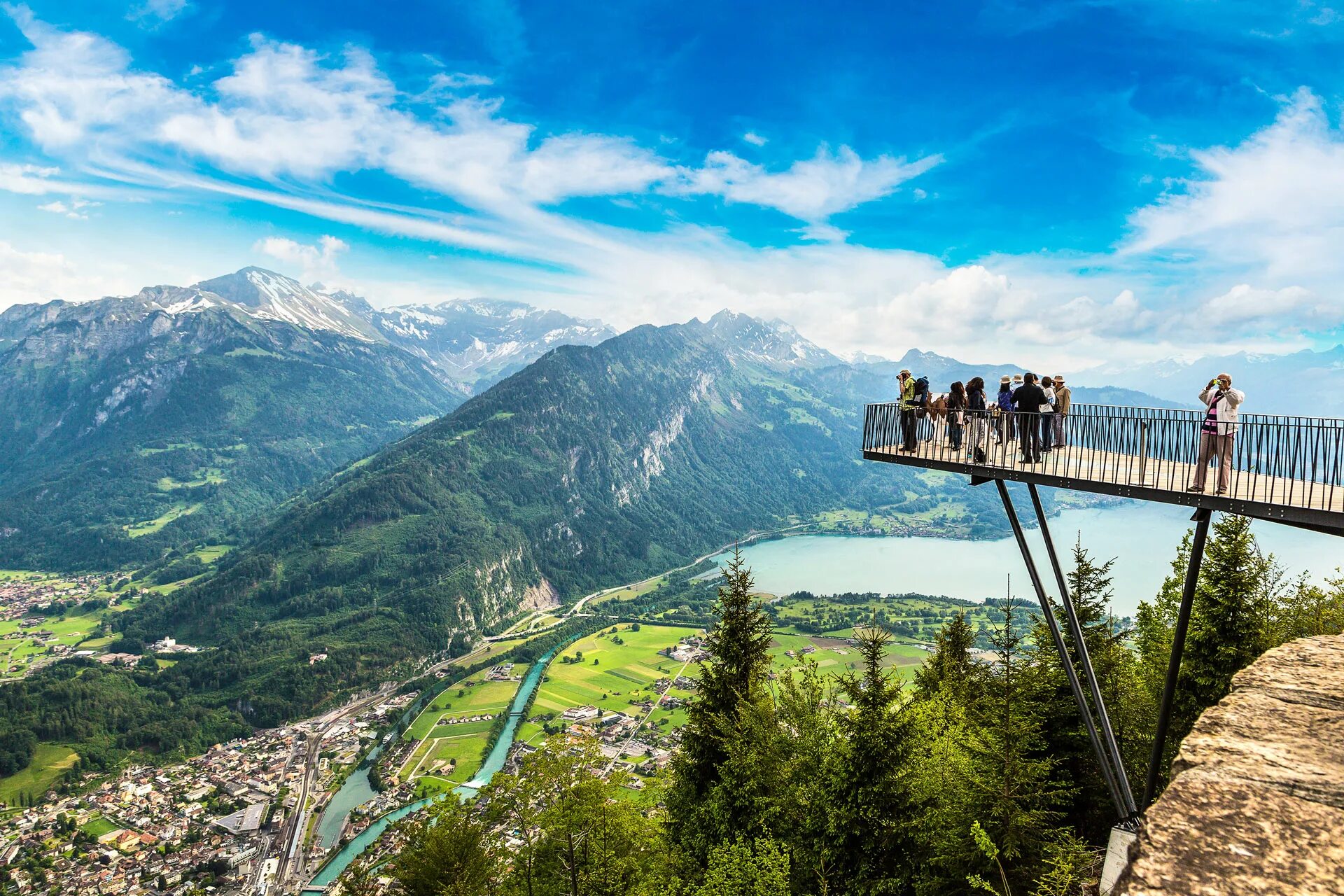 Железная дорога в швейцарии. Travel switzerland. Свизерленд швейцария. Швейцария поезд ледяной экспресс. Природа швейцарии.