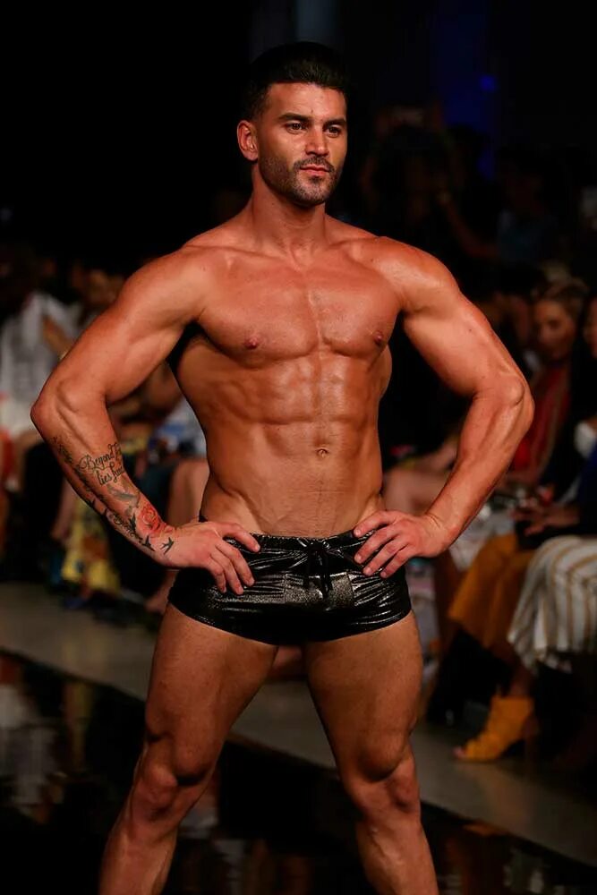 Project triple x coco. Mister triple x. mister triple x модели мужчины. joesx модель. mister triple x resort 2025 full show.