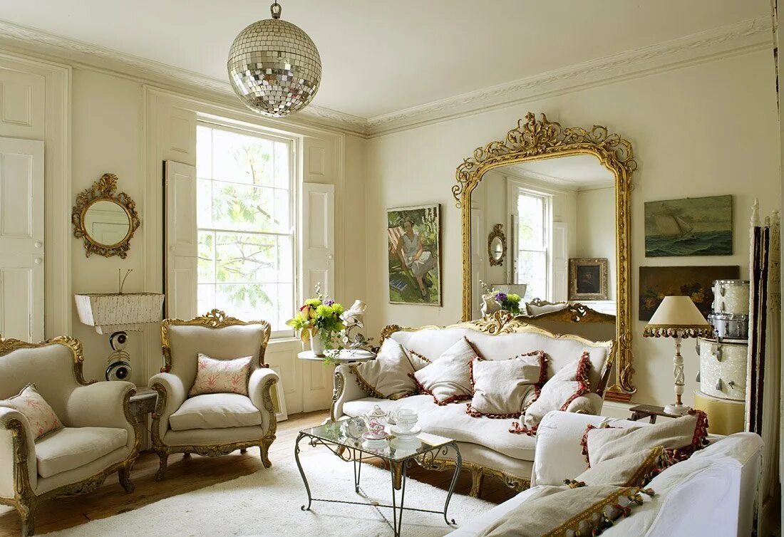 Зал винтаж. Фотостудия флоренция. Shabby chic стиль. Старинный интерьер. Зал винтаж.