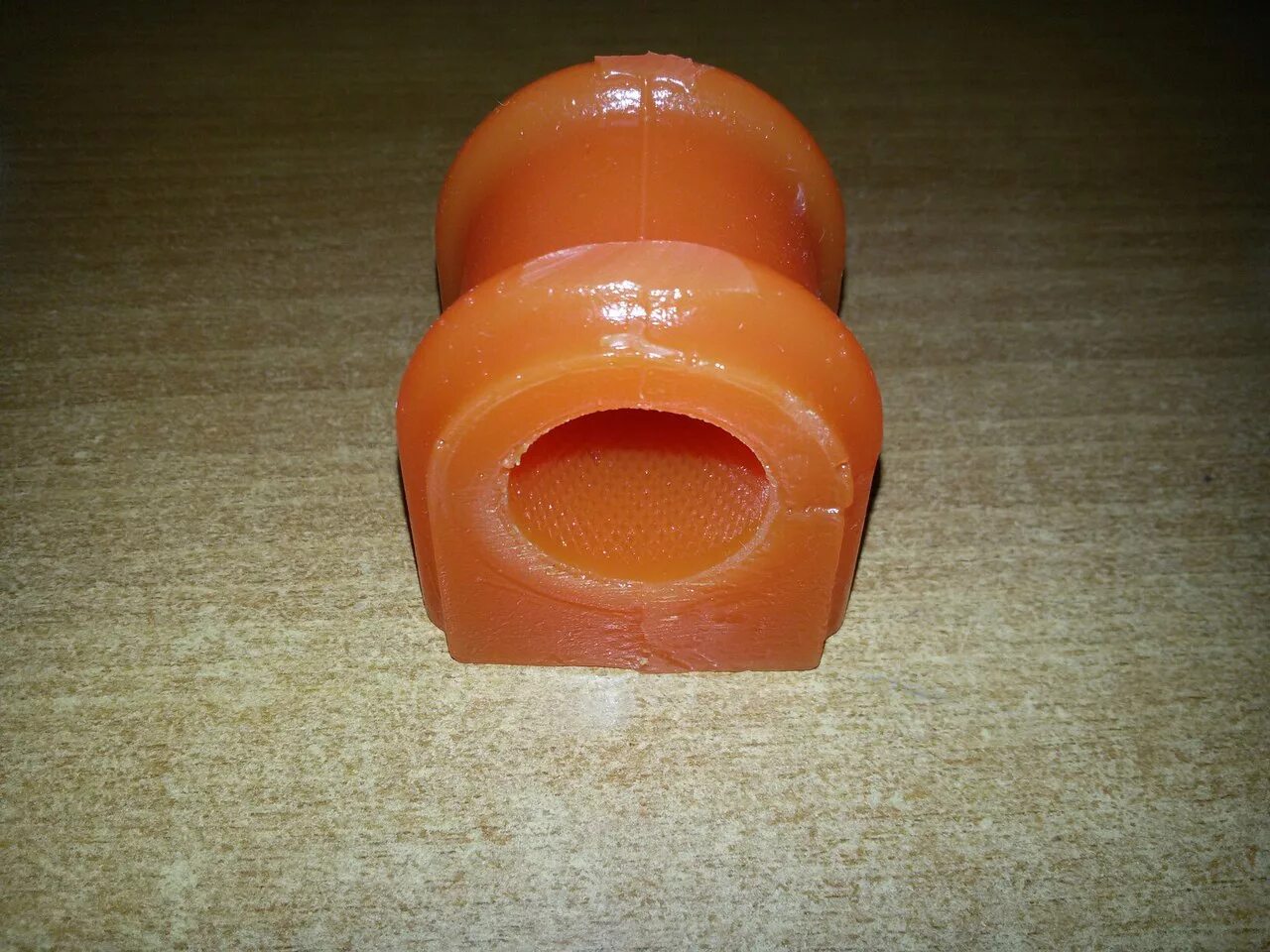 Втулка заднего стабилизатора мерседес спринтер 906. Втулки стабилизатора мерседес спринтер классик. Втулки стабилизатора мерседес 2635. Резина стабилизатора мерседес спринтер. Втулки стабилизатора спринтер 906.