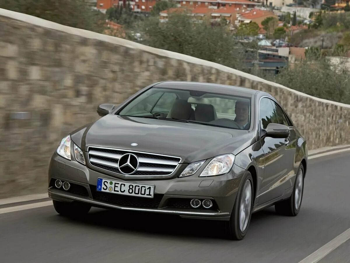 Mercedes benz e 250. Mercedes e250. мерседес бенц е 250. mercedes e250 coupe 2010. мерседес бенц е250 cgi.