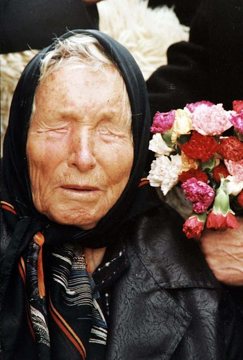 Вангелия пандева гуштерова в молодости. Бабка ванга. Вангелия пандева гуштерова. Личность ванги. Бабка ванга.