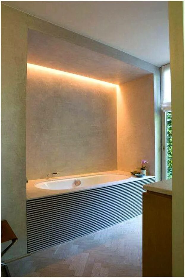 Полочки в ванной с подсветкой. Светодиодное освещение в ванной. Ниша в ванной с подсветкой. Подсветка стены в ванной.