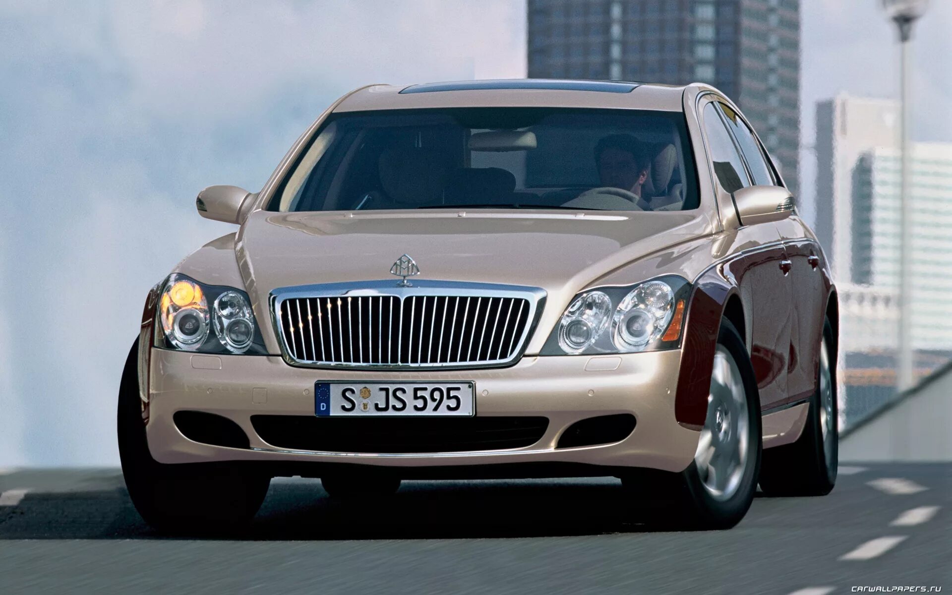 Что такое майбах. Maybach 57. Maybach 57 2002. Мерседес Майбах 2010. Машина Майбах машина Майбах.