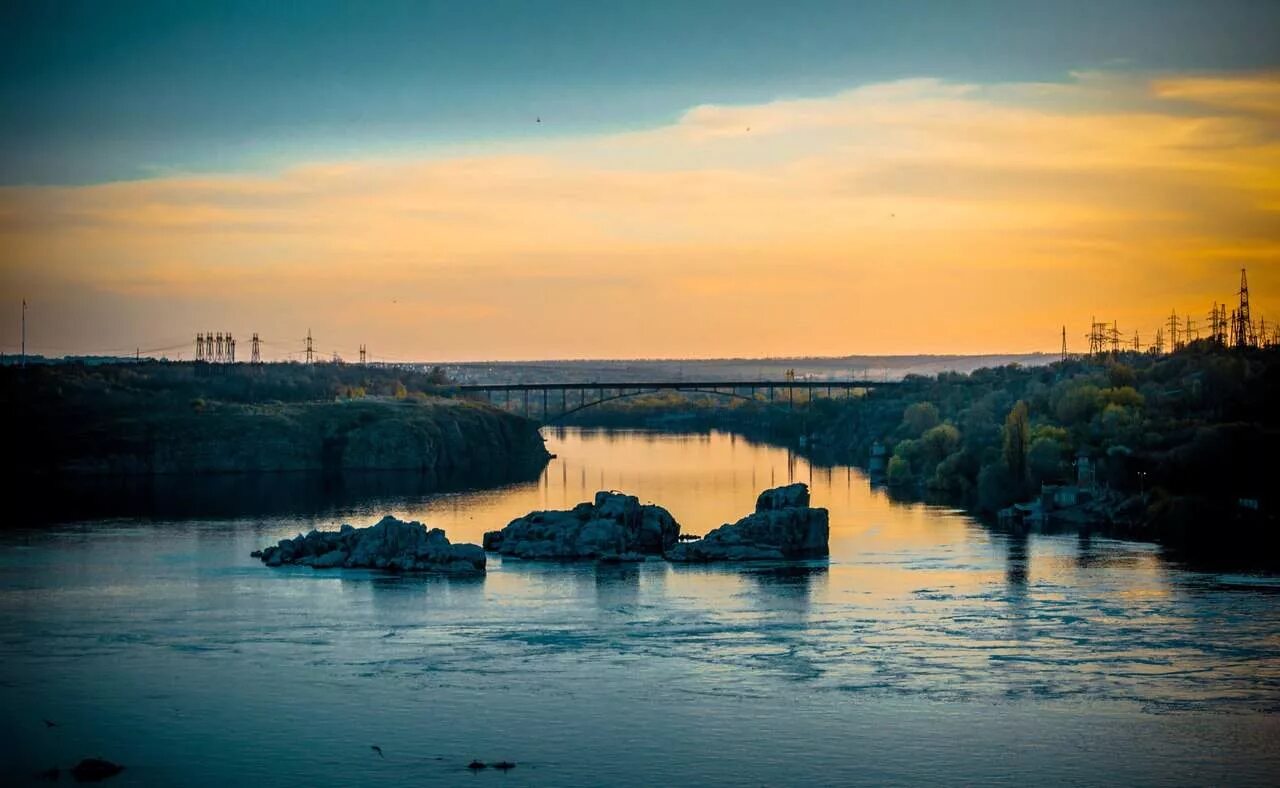 Прогноз запорожья. Город Запорожье Днепр. Запорожье город. Река в городе Запорожье. Запорожье пейзажи.