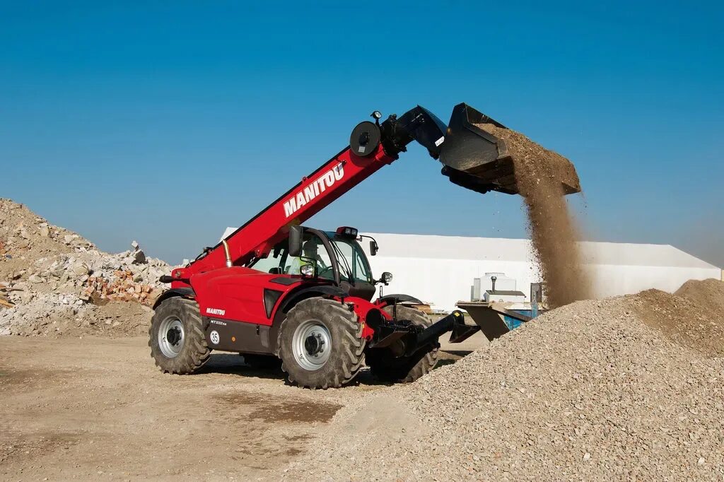 Маниту это. Телескопический погрузчик manitou. трактор маниту погрузчик. погрузчик телескопический manitou mt 1435 h slt. маниту телескопический погрузчик 1335.