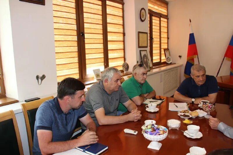 Мурад качукаев. Правительство сурхай. Замглавы совбеза рф. Мурад маазов. Гаджи султанов.