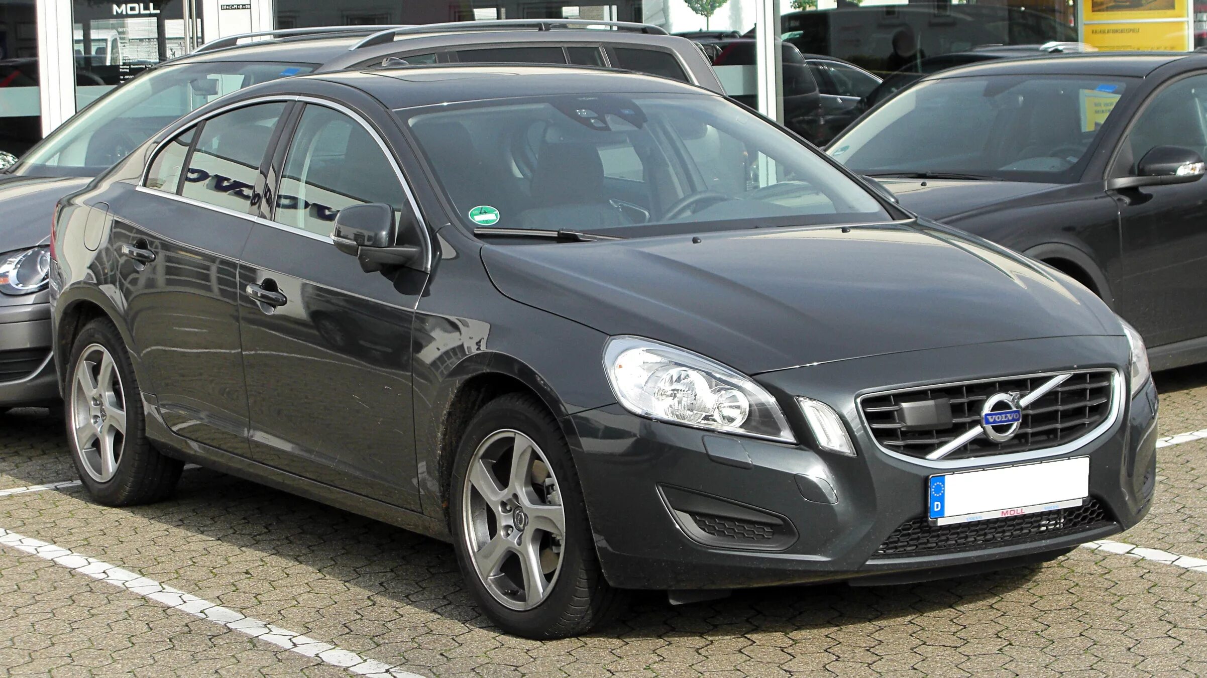 Volvo s60 1. Volvo s60 ii. 5. S60 2. 4.