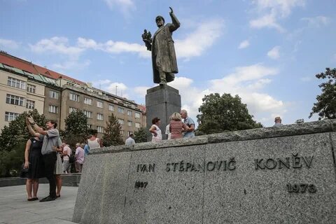 Памятники чехословакии