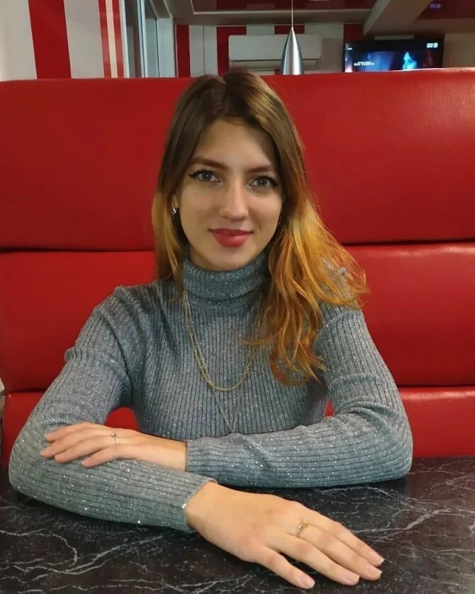 юля шатунова. юлию шатунову. юля шатунова биография. планета юля. юля шатунова фото.