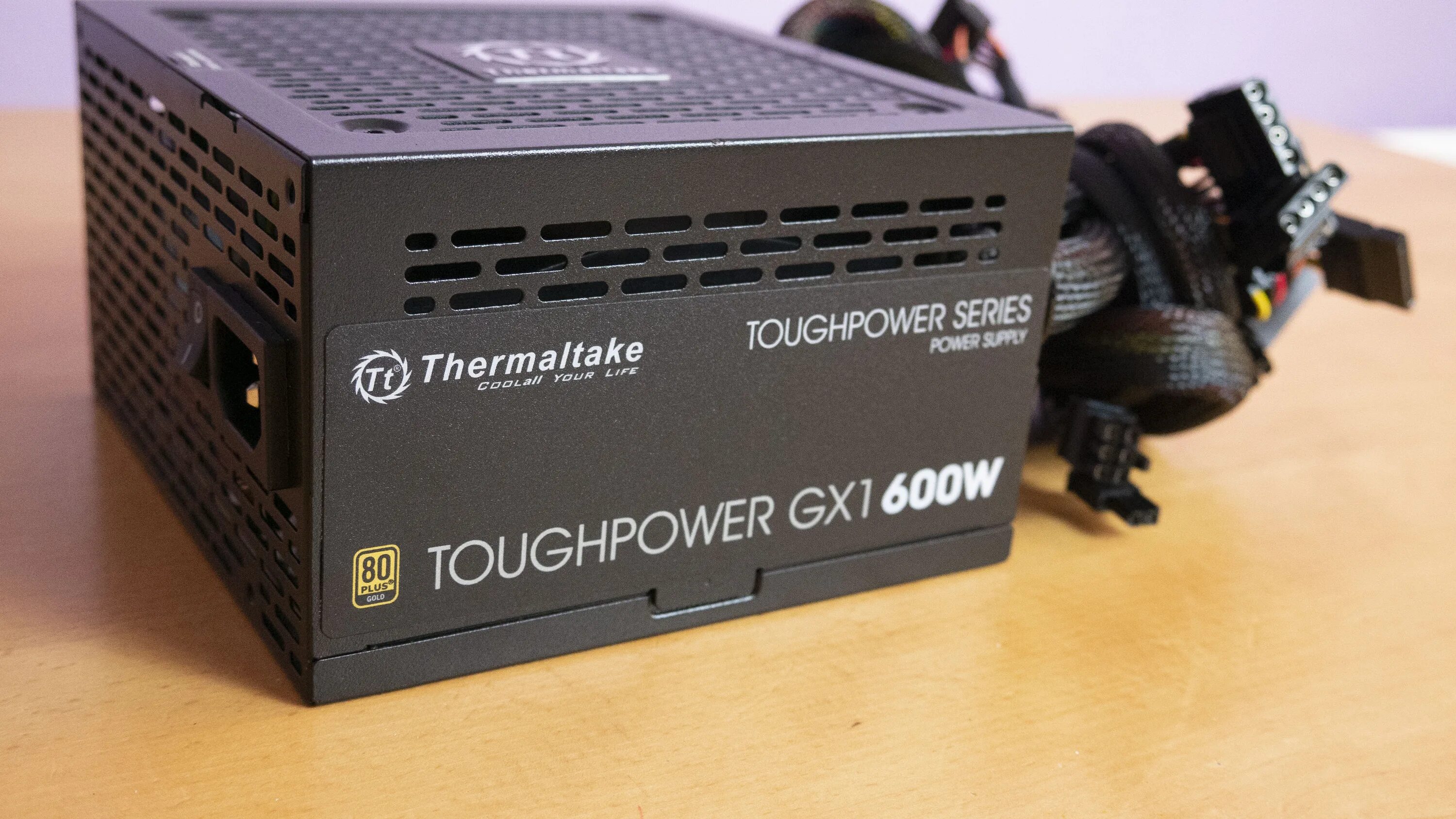 Thermaltake Toughpower gx1 RGB 700w. Thermaltake Toughpower gx1 700w. Thermaltake Toughpower gx1 600w. Thermaltake 600w Toughpower AP.