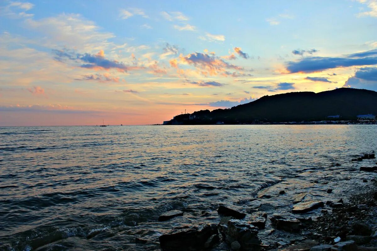 Время на черном море. Черное море архипо осиповка. море архипо осиповка. море штиль архипо-осиповка.