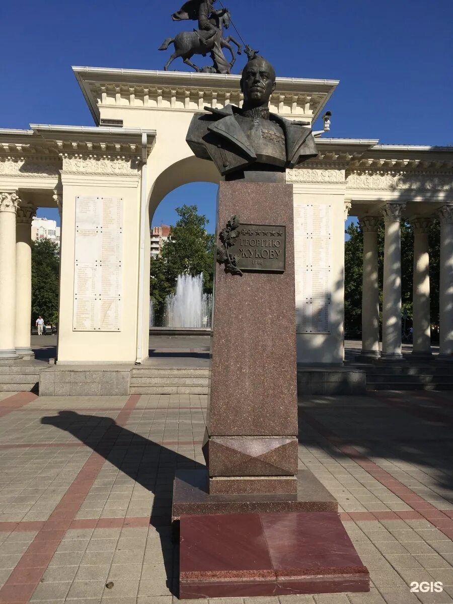 Сквер жукова краснодар фото In the comments post the most beautiful photos of Krasnodar. Let's create togeth