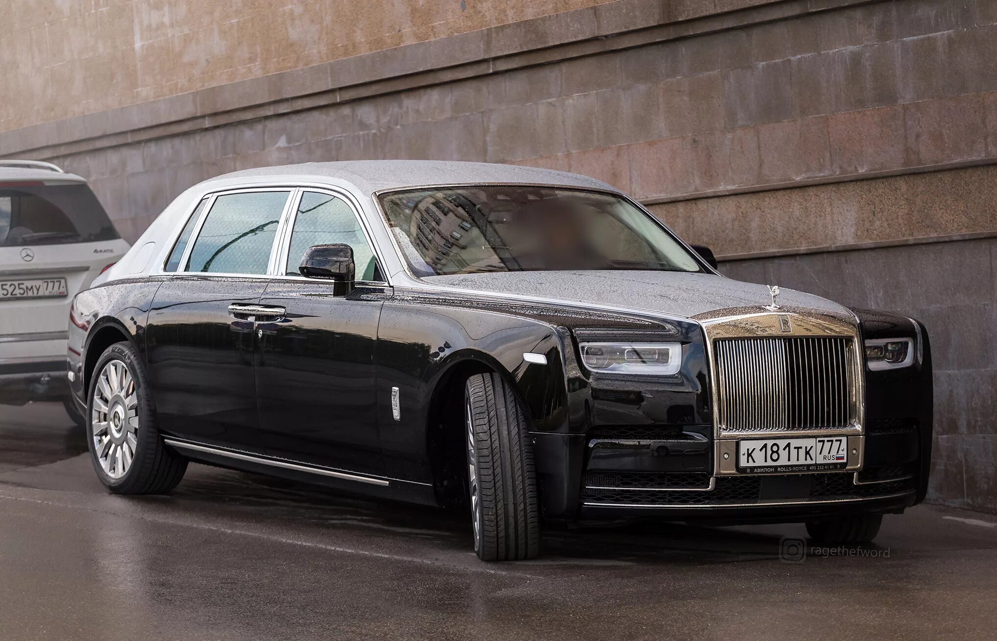 Роллс номер. Rolls Royce Phantom 777. Rolls Royce 777 777. Роллс Ройс к308в777. С001сс Роллс Ройс.