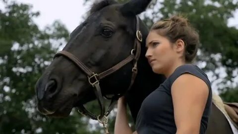 Кадры из фильма "Красавчик" .