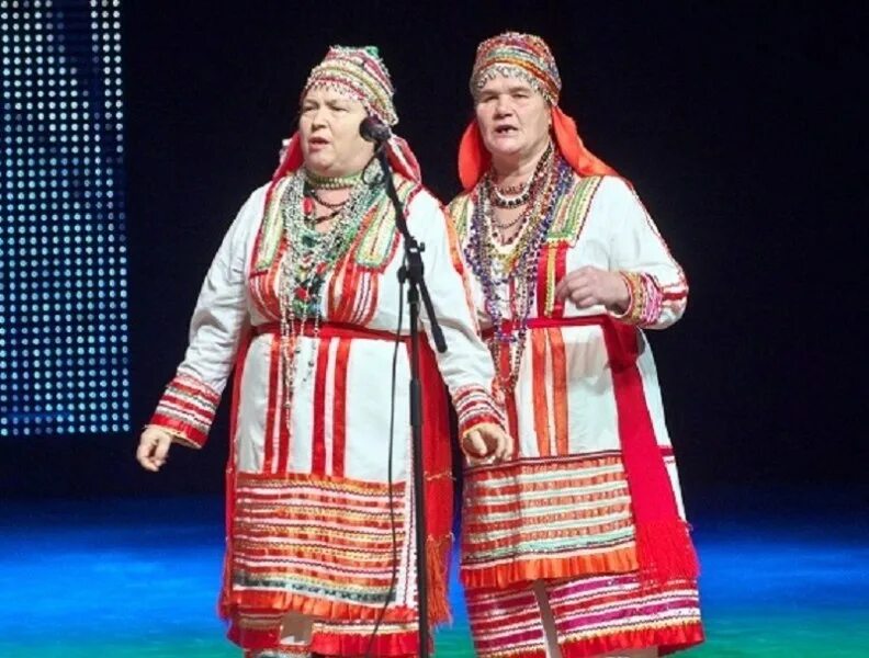 Мордовский праздник шумбрат 2022. Шумбрат мордовия фестиваль. Шумбрат мордовия в саранске. Шумбрат ульяновск. Шумбрат мордовия гала концерт 2023 саксофонисты.