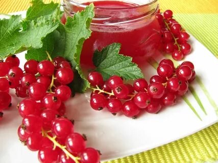 Красная смородина витамины