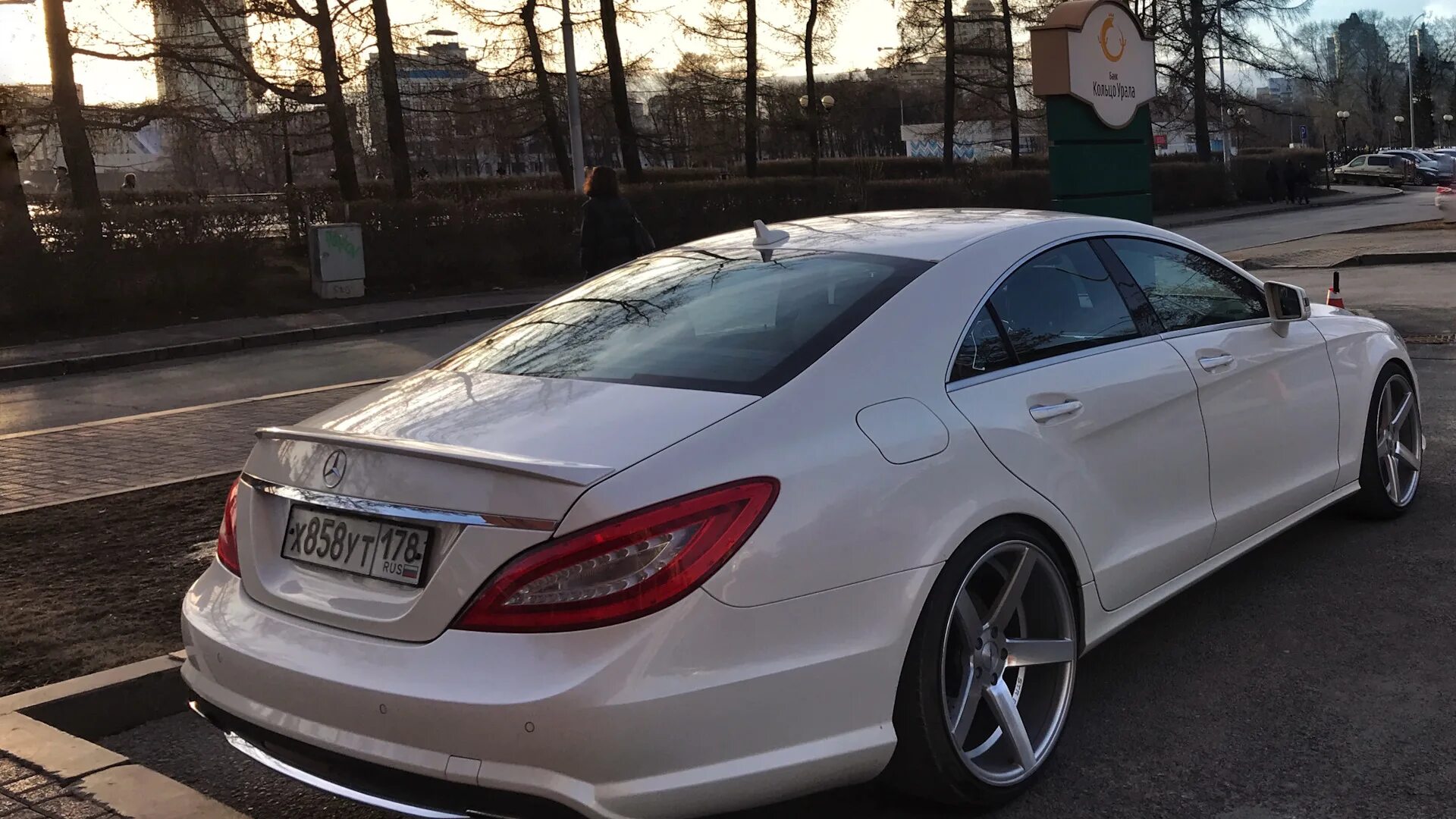 Мерседес CLS 6.3. Mercedes Benz CLS w217. Mercedes Benz CLS c218. Мерседес банан CLS 3.5. Москва москва с класс с класс текст