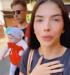 Пингвинова рассталась с мужем