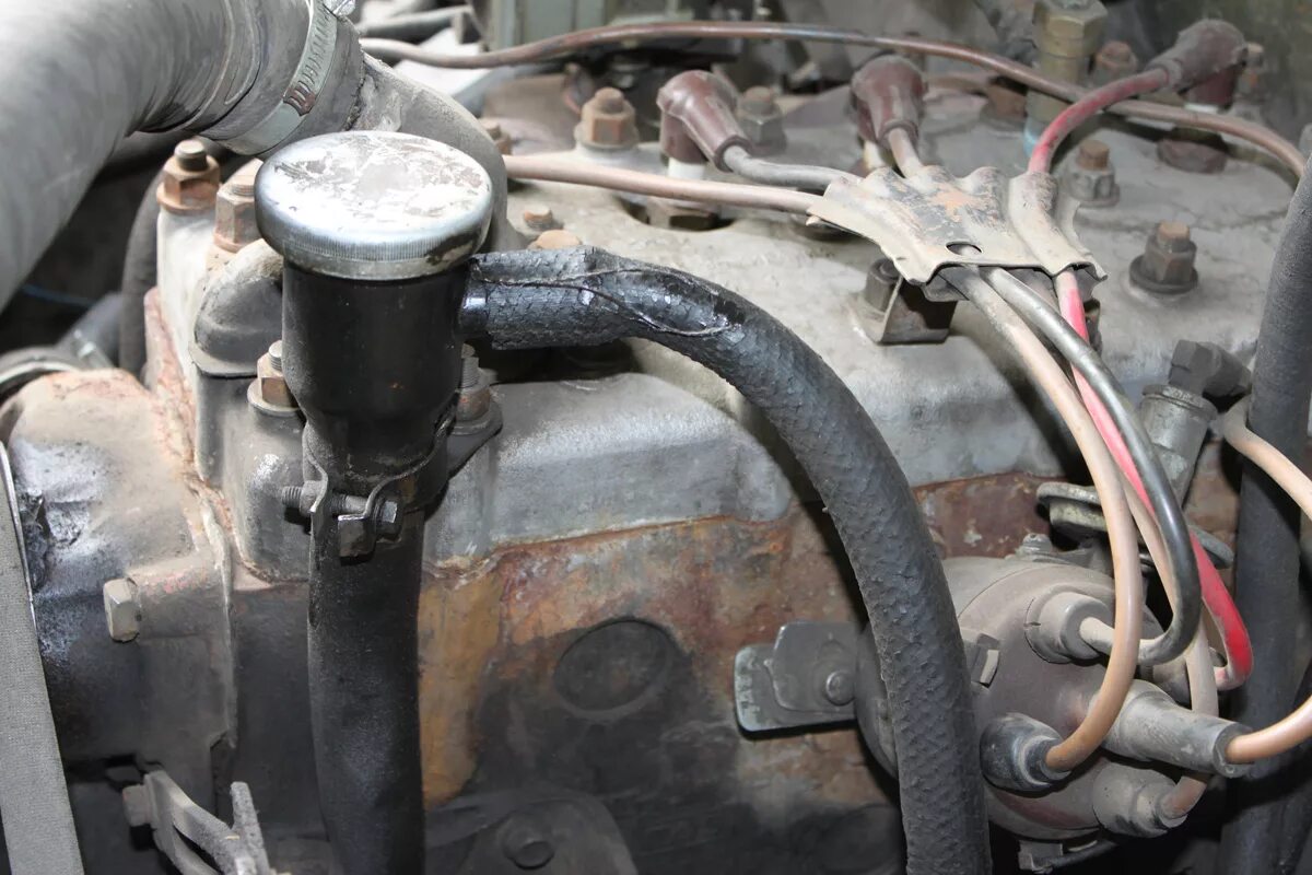 Мотор змз 52. Умз 417 провода зажигания. Уаз буханка 402 двигатель. Уаз 469 двс 417. Регулировка клапанов уаз 417.