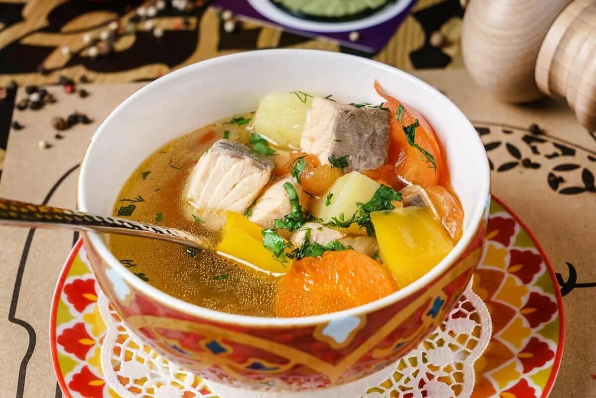 Суп Сопа де Пескадо. Рыбная чорба. • Рыбная похлёбка (caldo de pescado). Касуэла. Классический суп из рыбных консервов