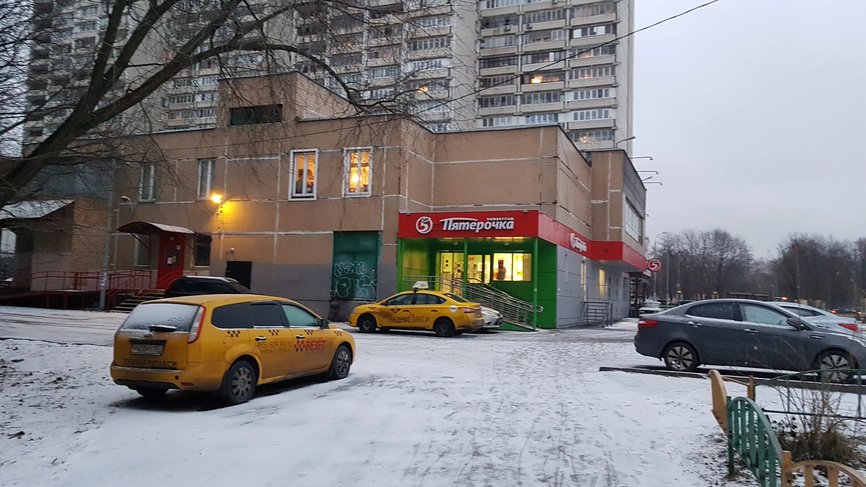 супермаркет гулливер ульяновск. пицца чесночный цыпленок. пиццерия на гурьянова 67 меню. пицца в печатниках. магнит полбина 6.