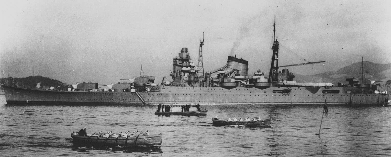 Судзуя крейсер. Ijn suzuya. Suzuya мир кораблей. Ijn suzuya. Крейсер могами 1943.